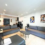 Urban Flat 104 - Opera Perfect Flat